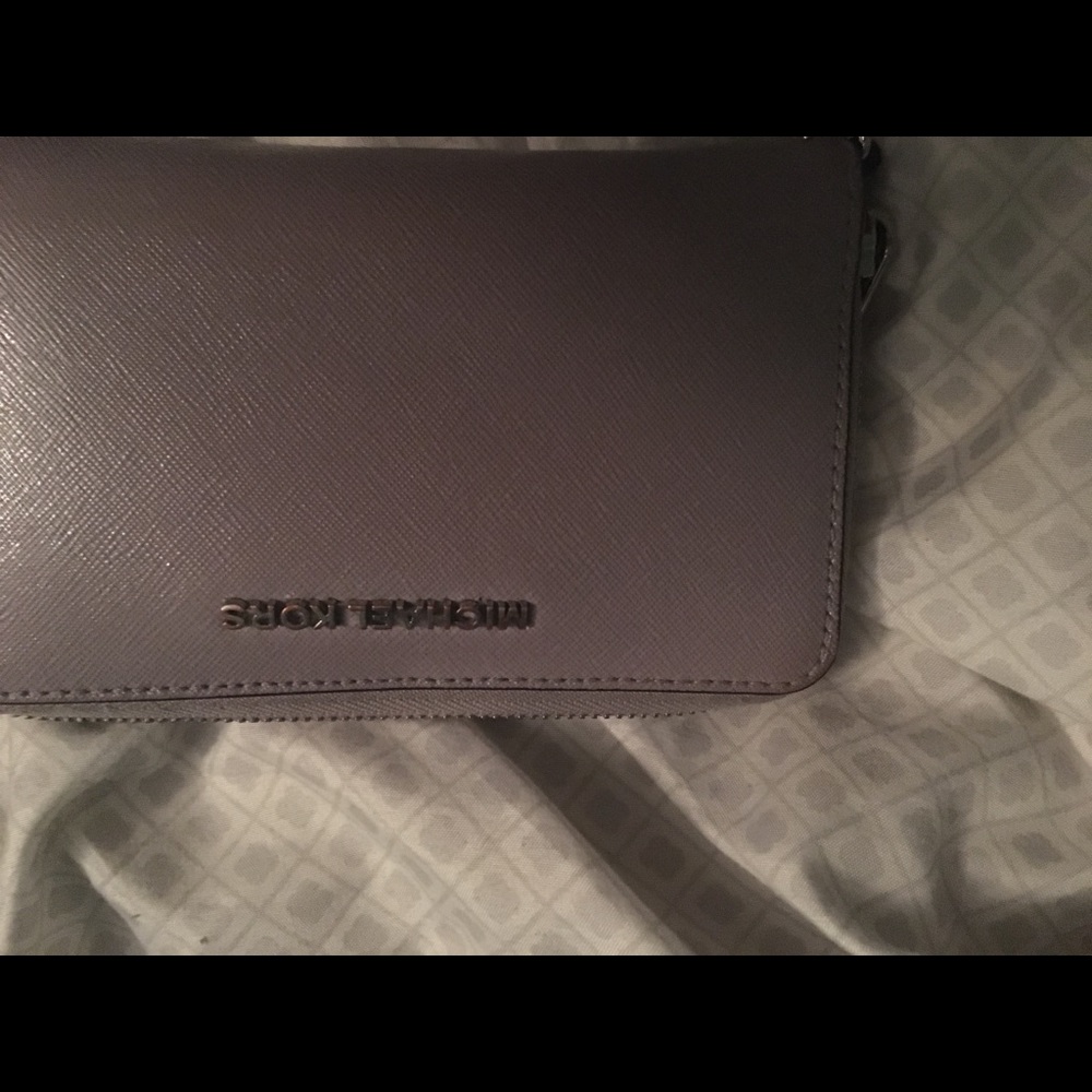 Mk zip wristlet wallet